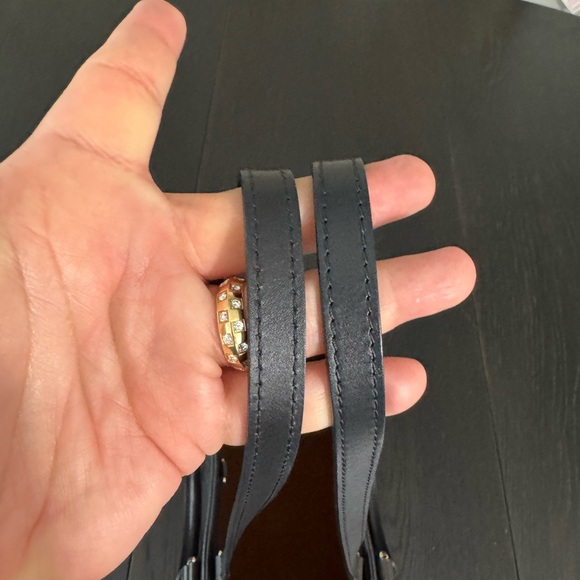 Louis Vuitton OnTheGo GM tote bag in black Monogram Empreinte leather - Picture 11 of 12